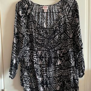 Missimo- black and beige blouse